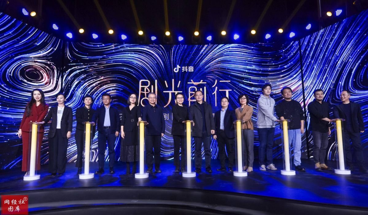 http://www.qjkhjx.com/Public/tuku/67ea329ec4e0f.png